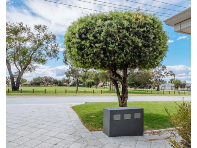 13A Drysdale Street, Innaloo WA 6018