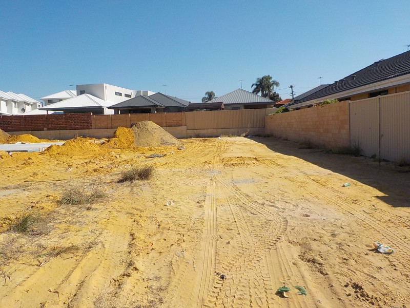 47 Ferentino Rd, Stirling WA 6021