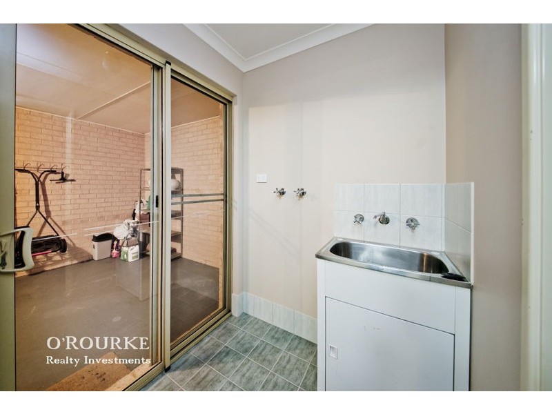 18 Knave Lane, Innaloo WA 6018