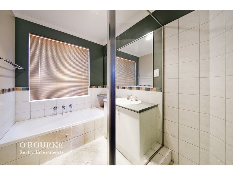 18 Knave Lane, Innaloo WA 6018