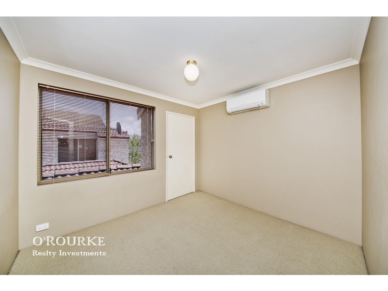 18 Knave Lane, Innaloo WA 6018