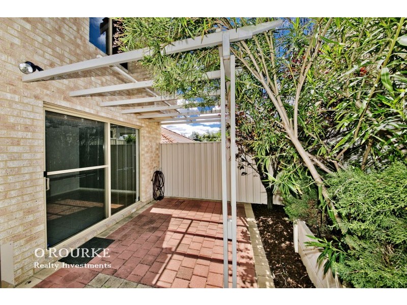 18 Knave Lane, Innaloo WA 6018