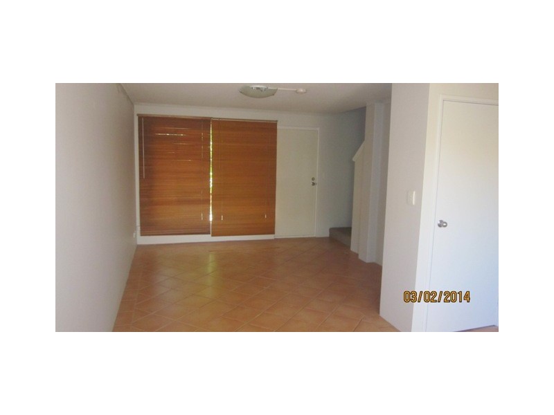 15/17 Cayley Street, Glendalough WA 6016