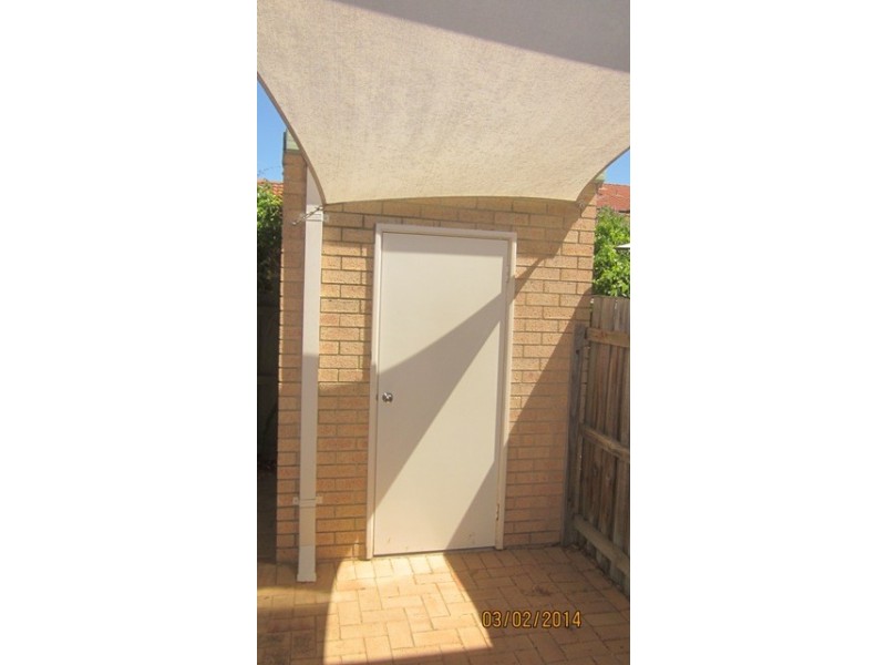 15/17 Cayley Street, Glendalough WA 6016