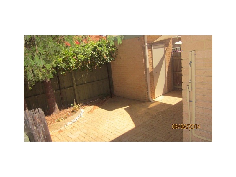 15/17 Cayley Street, Glendalough WA 6016