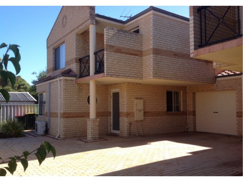 4/32 Colin Road, Scarborough WA 6019