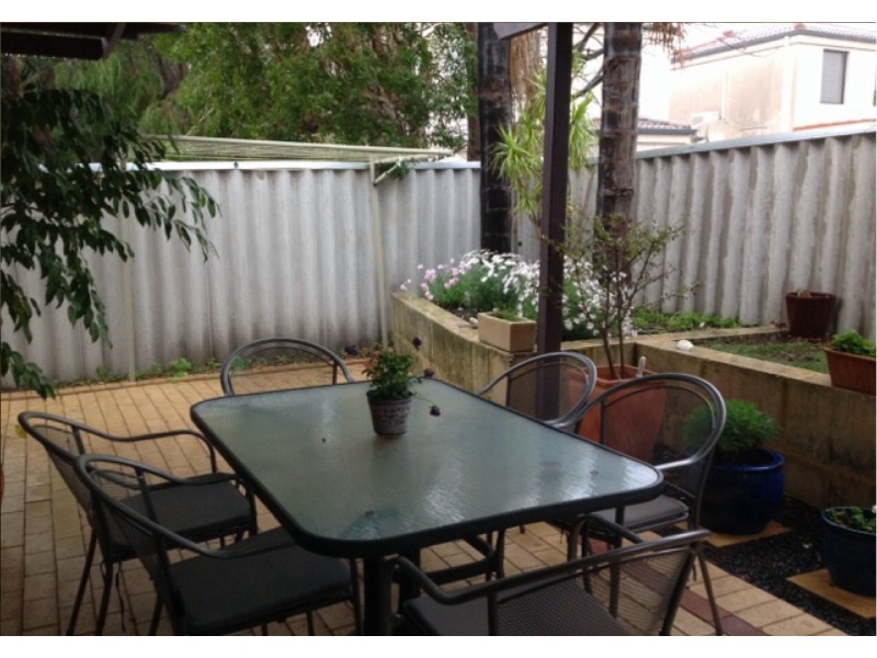 4/32 Colin Road, Scarborough WA 6019