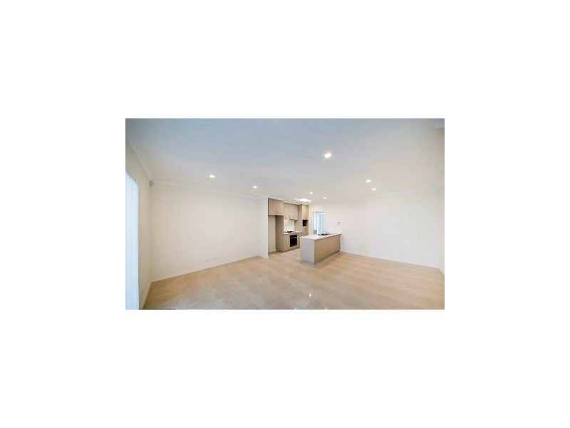 30A Laurence Rd, Innaloo WA 6018