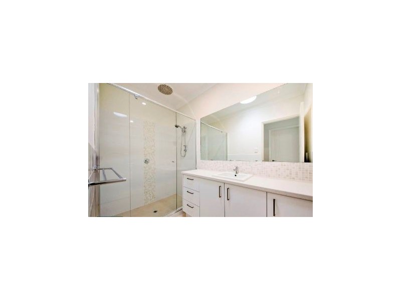 30A Laurence Rd, Innaloo WA 6018