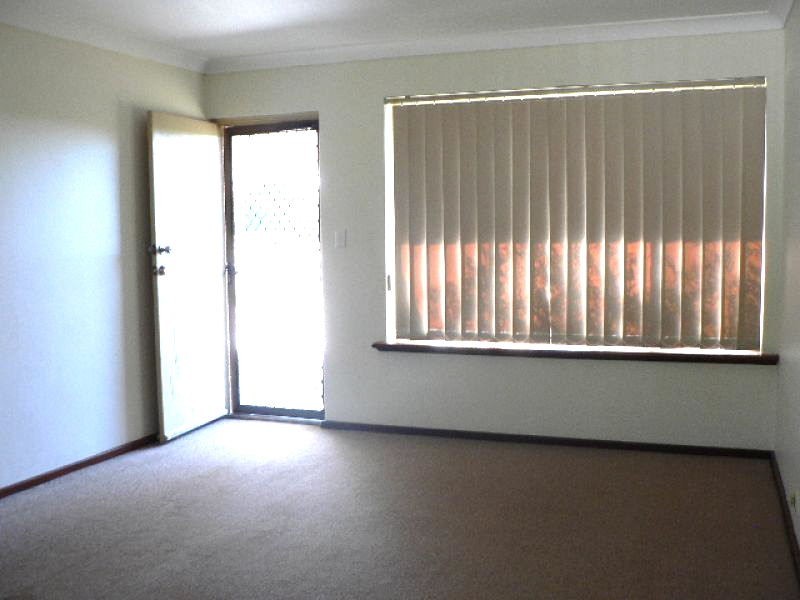 7B CAMELIA COURT, Greenwood WA 6024