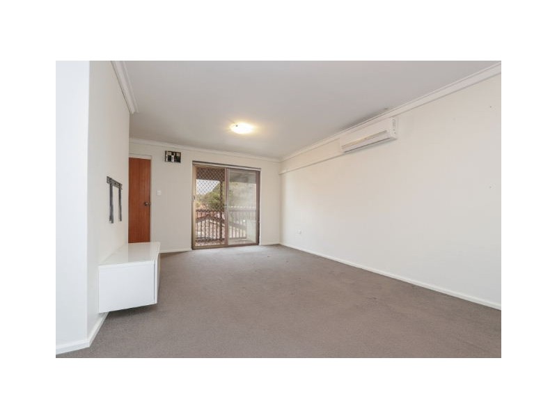 22/16 GWENYFRED STREET, Kensington WA 6151