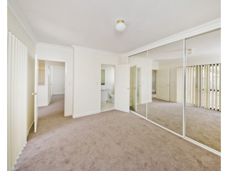 8C TEMPLE STREET, Victoria Park WA 6100