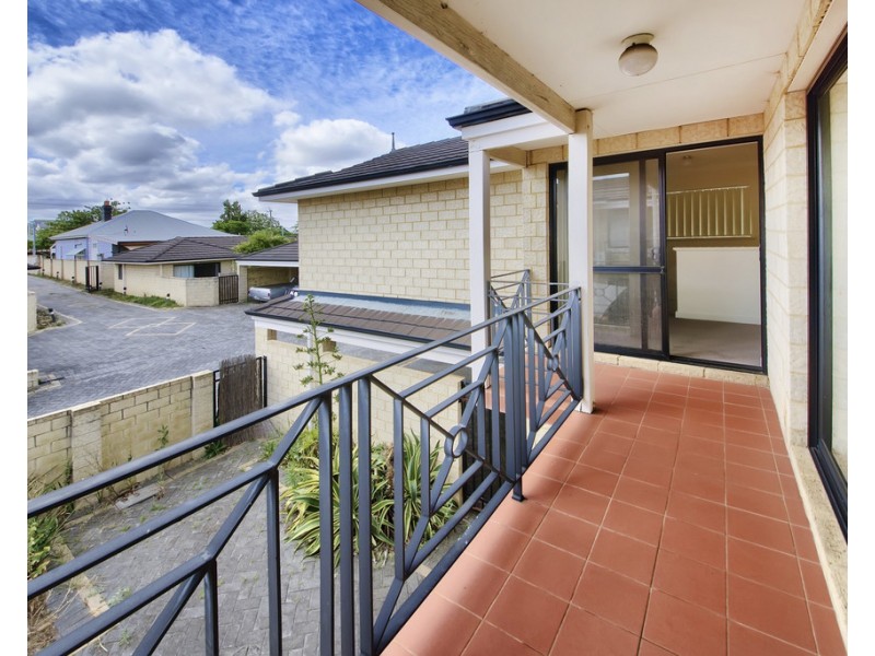 8C TEMPLE STREET, Victoria Park WA 6100