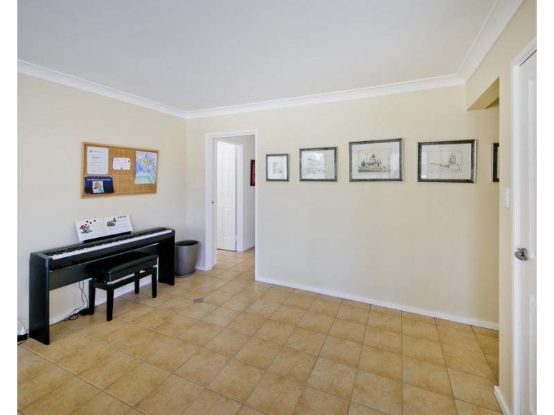 5 Maybud Road, Duncraig WA 6023