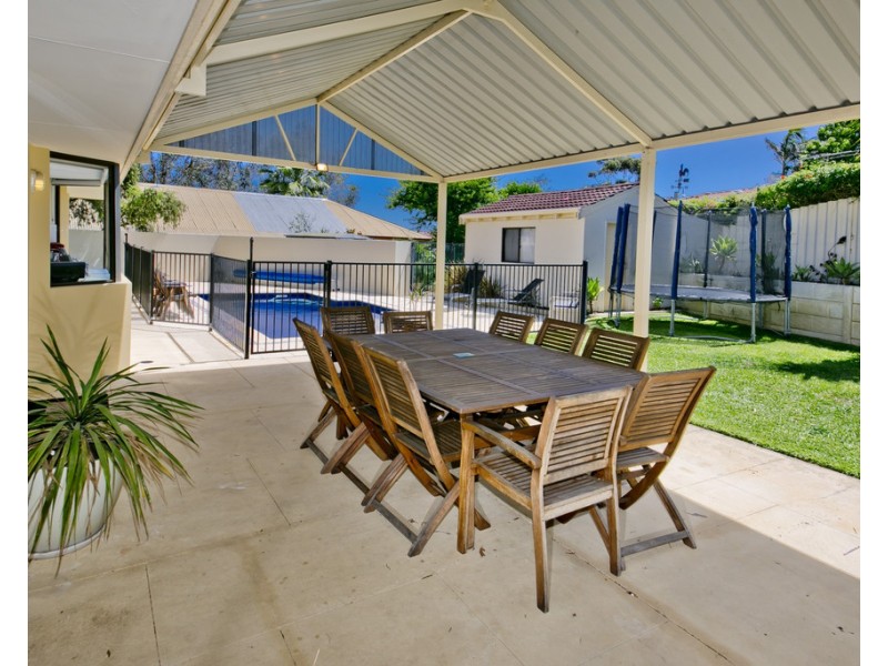 5 Maybud Road, Duncraig WA 6023