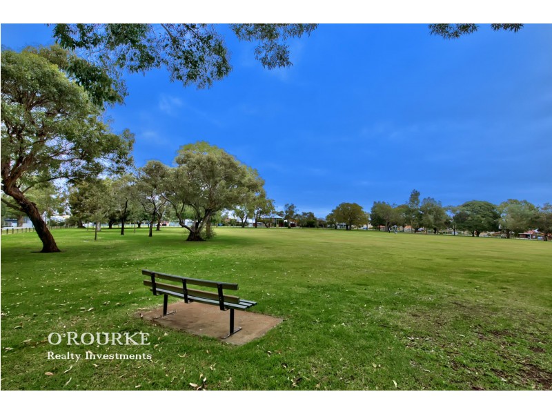 2/29 Dongara Street, Innaloo WA 6018