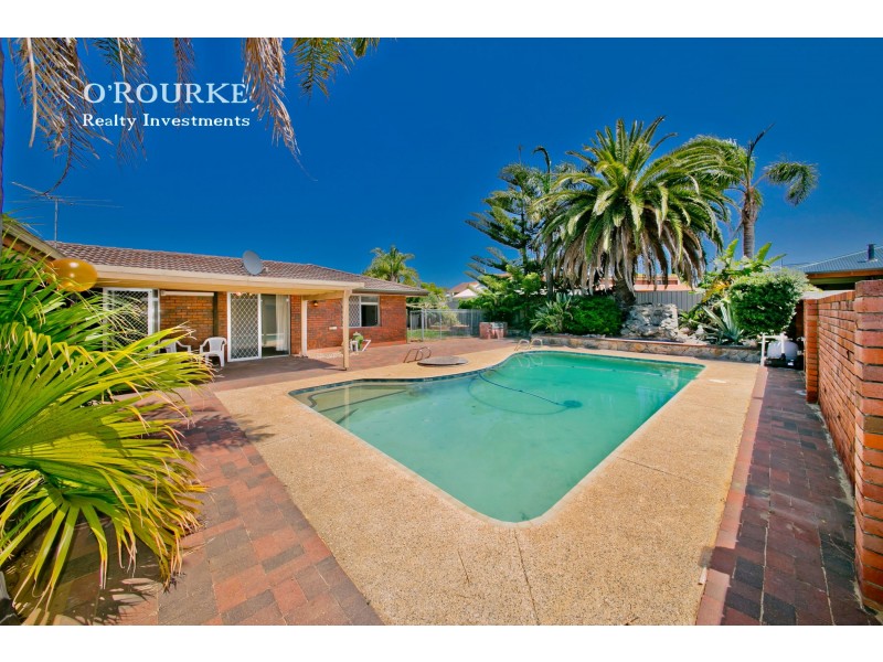 15 Megiddo Way, Duncraig WA 6023