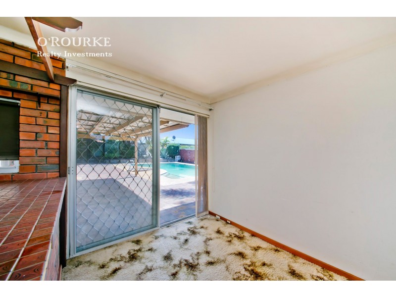 15 Megiddo Way, Duncraig WA 6023