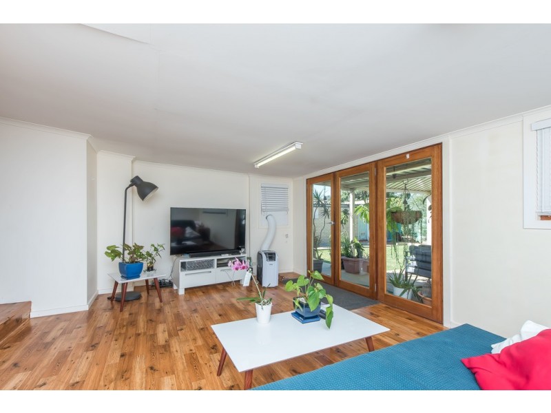 30 Geneff Street, Innaloo WA 6018