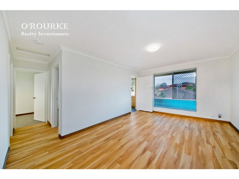 17/29 Heard Way, Glendalough WA 6016