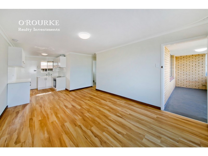 17/29 Heard Way, Glendalough WA 6016