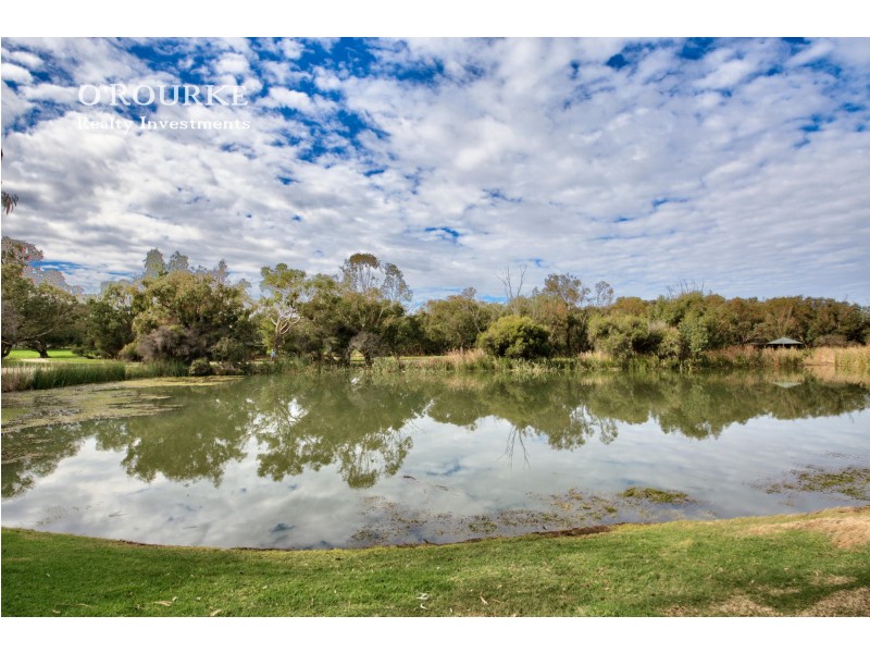 17/29 Heard Way, Glendalough WA 6016