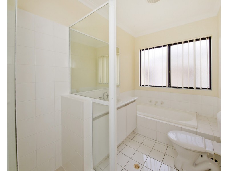 8b Temple street, Victoria Park WA 6100