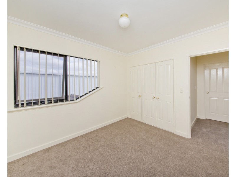 8b Temple street, Victoria Park WA 6100