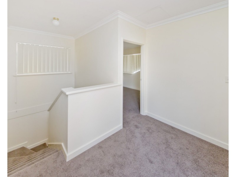 8b Temple street, Victoria Park WA 6100