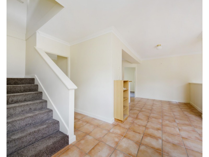 8b Temple street, Victoria Park WA 6100