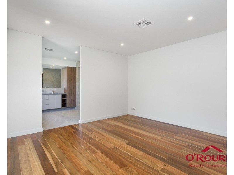 39 Gwelup Street, Karrinyup WA 6018