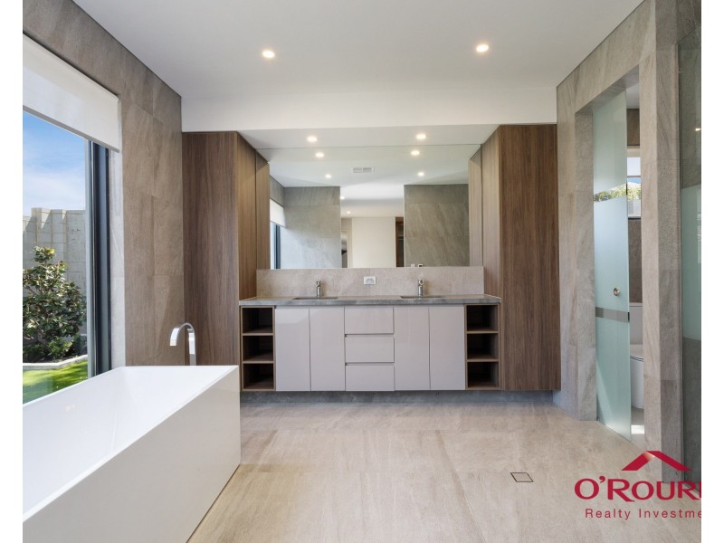 39 Gwelup Street, Karrinyup WA 6018