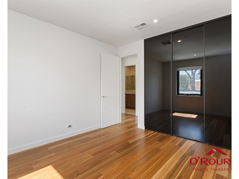 39 Gwelup Street, Karrinyup WA 6018