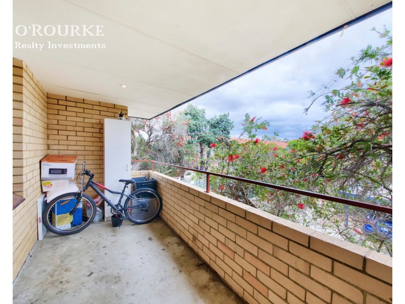 34/29 Heard Way, Glendalough WA 6016