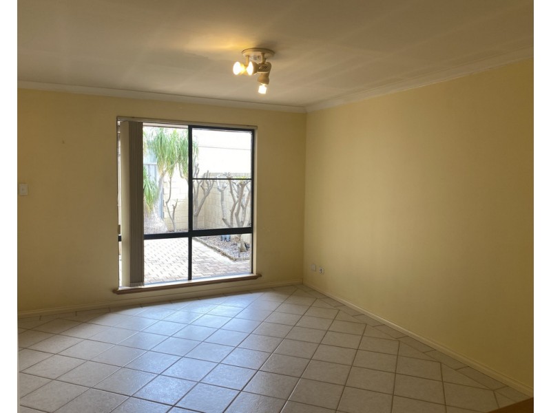 32b Selina Street, Innaloo WA 6018