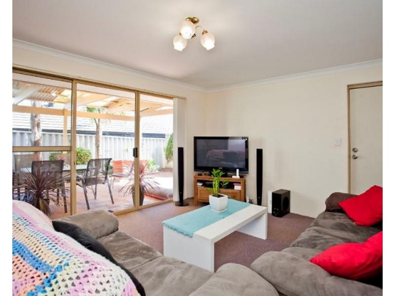 5/31-33 Bower Street, Doubleview WA 6018