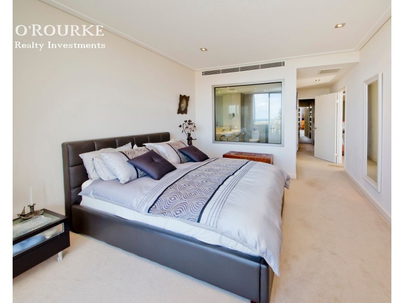 33/2 Brighton Road, Scarborough WA 6019