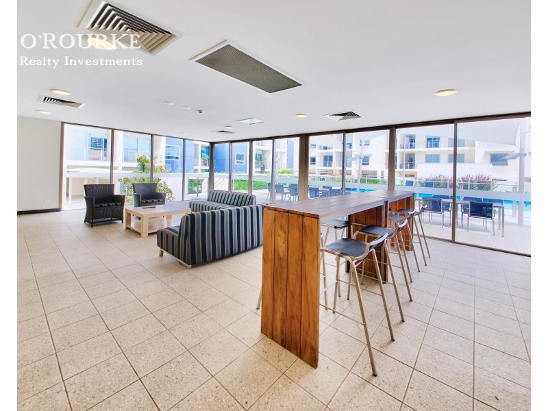 33/2 Brighton Road, Scarborough WA 6019