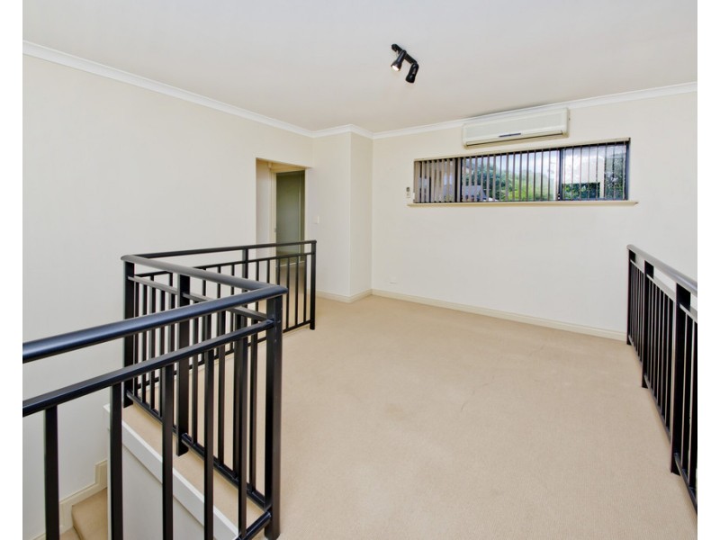 85b Barnes Street, Innaloo WA 6018