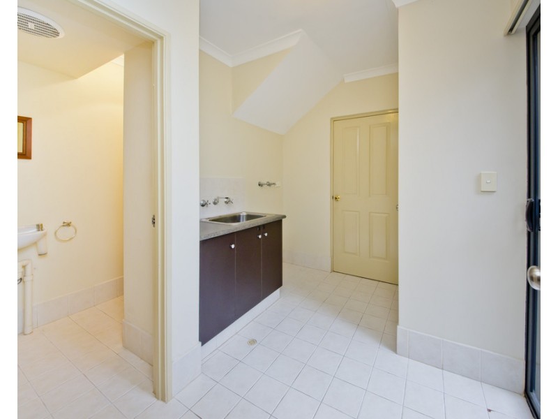 85b Barnes Street, Innaloo WA 6018