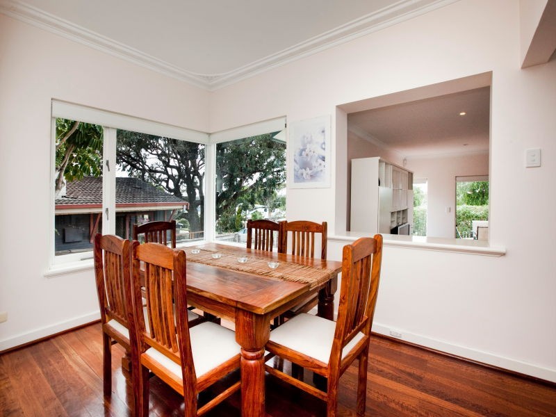 14 Haysom Street, Trigg WA 6029