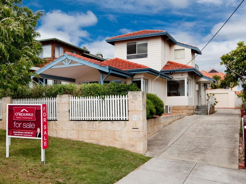 14 Haysom Street, Trigg WA 6029