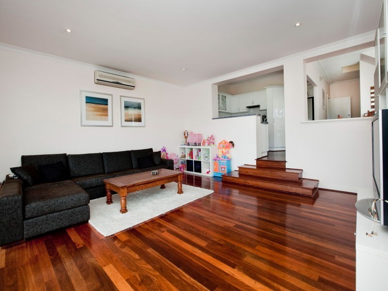 14 Haysom Street, Trigg WA 6029