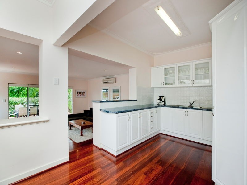 14 Haysom Street, Trigg WA 6029