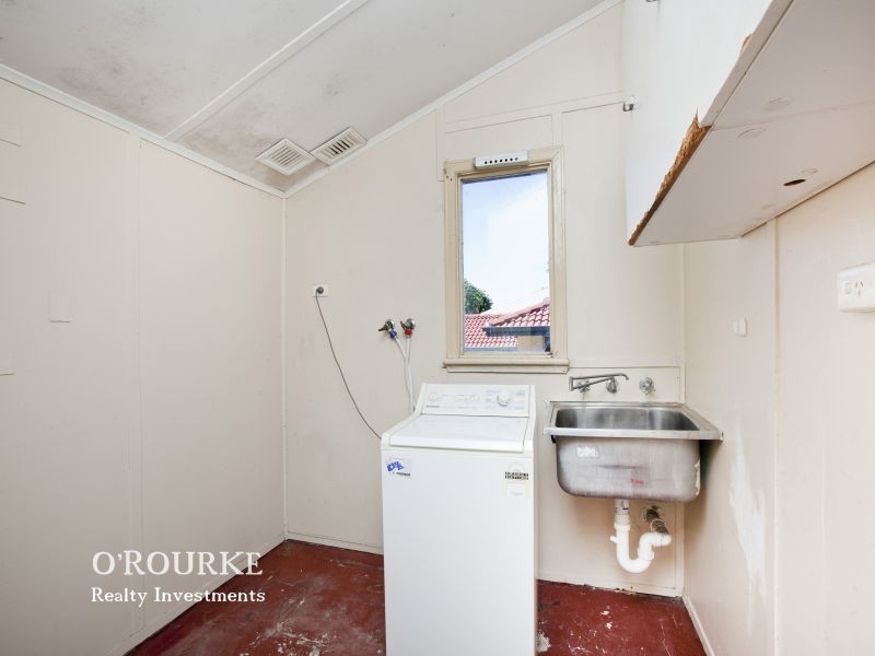 128 Holbeck Street, Doubleview WA 6018