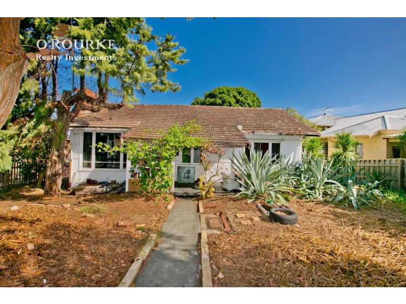 35 Oxcliffe Road, Doubleview WA 6018