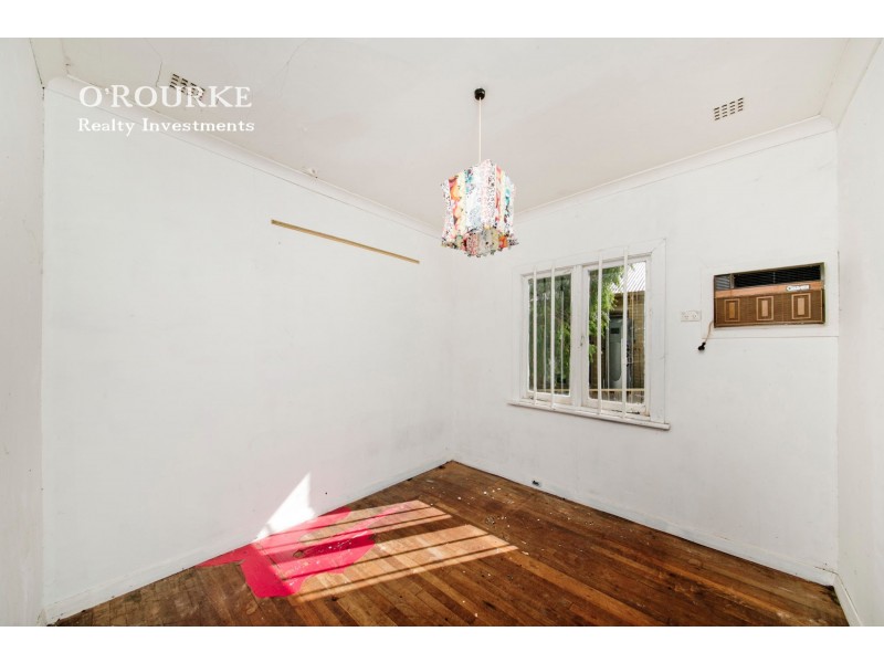 35 Oxcliffe Road, Doubleview WA 6018