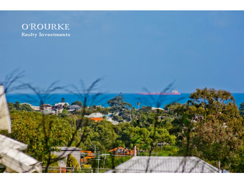 35 Oxcliffe Road, Doubleview WA 6018