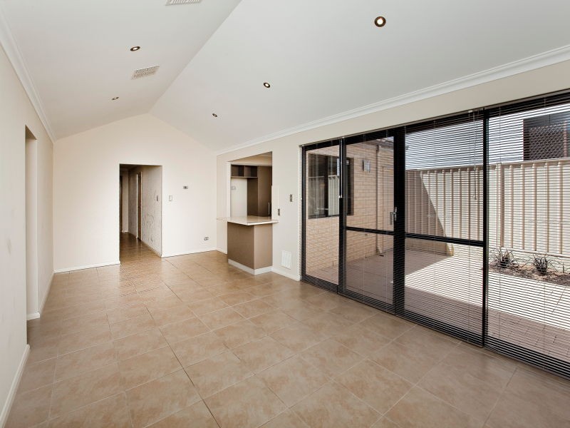 3/217 Ravenscar Street, Doubleview WA 6018