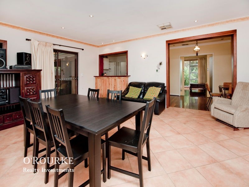 6 Cooba Place, Duncraig WA 6023